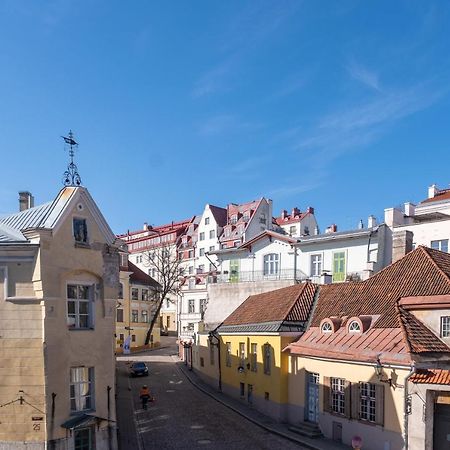 Old Town Studio Apartment - Uus Street 24 Талин Екстериор снимка