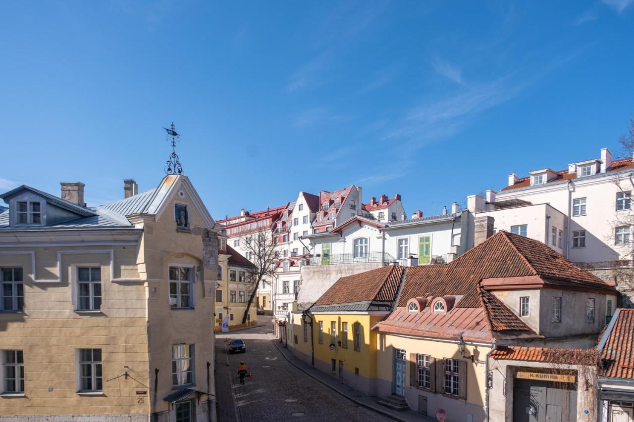 Old Town Studio Apartment - Uus Street 24 Талин Екстериор снимка
