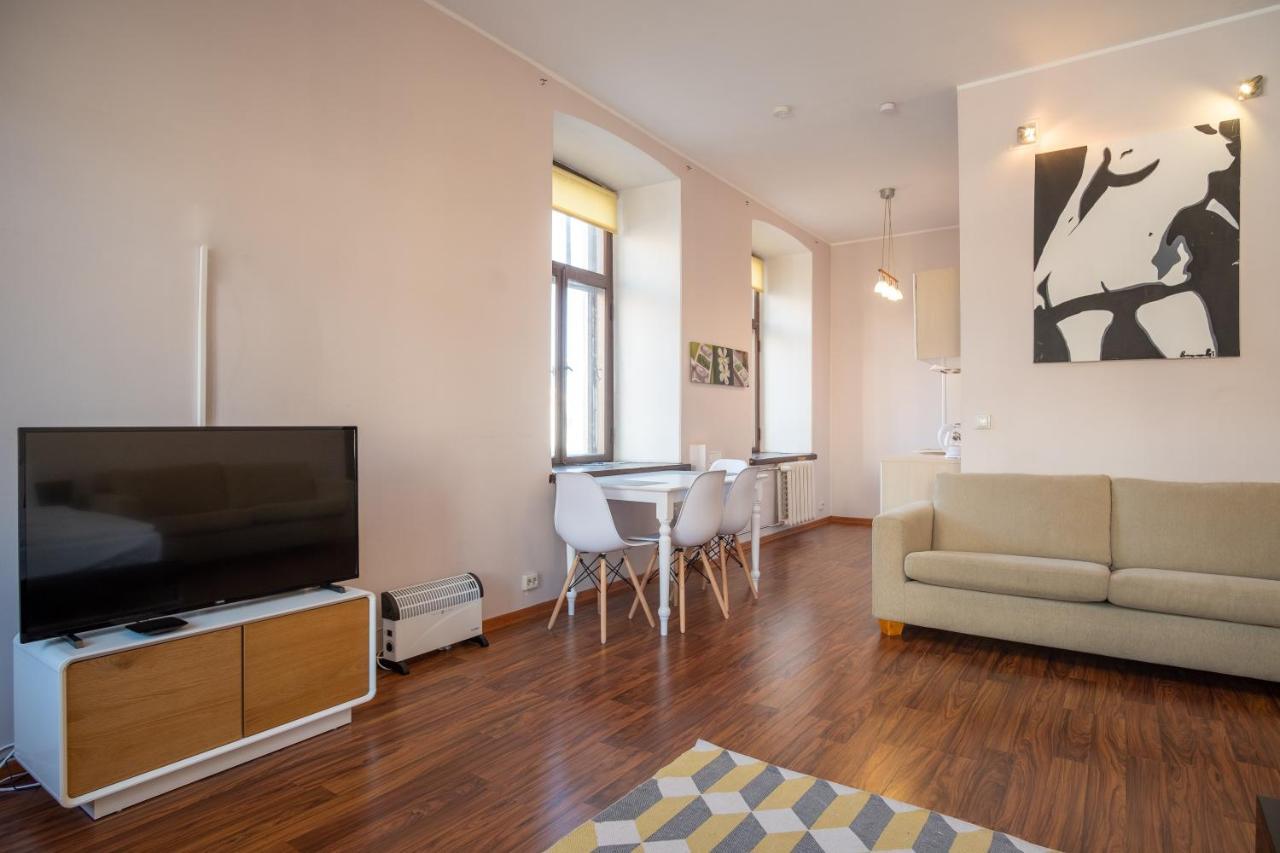 Old Town Studio Apartment - Uus Street 24 Талин Екстериор снимка